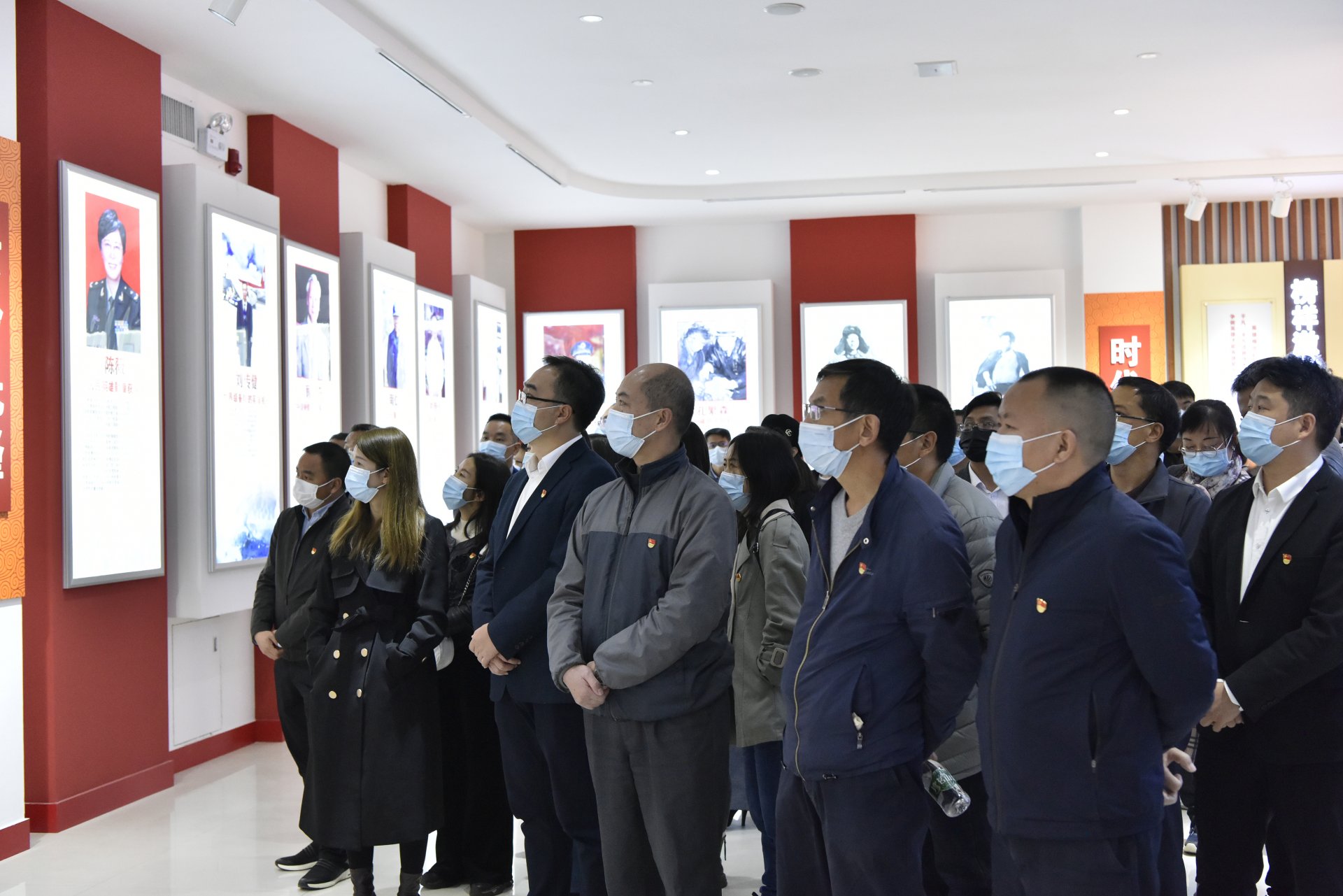 干部于10月20日至21日开展了党风