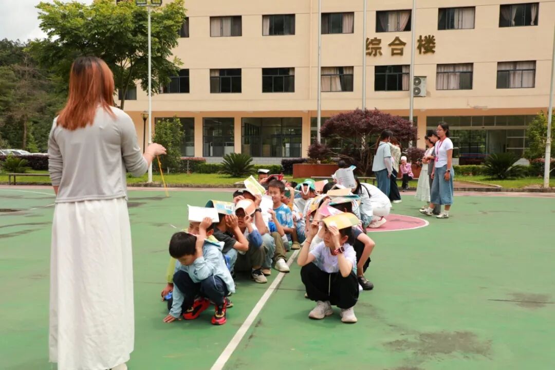 特邀“麒麟城堡”志愿服务团队走进矿区